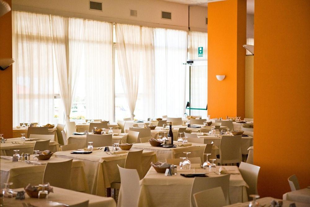 Hotel Astor Lido di Jesolo Dış mekan fotoğraf